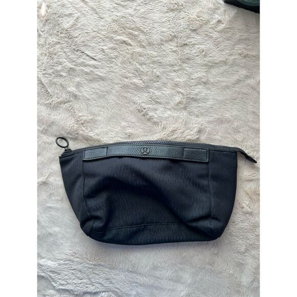Lululemon Handbags - Lululemon Travel Easy Kit Black Unisex OS Medium Cosmetic Bag